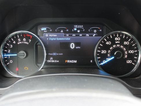 Used 2017 Ford F150 Lariat image 45