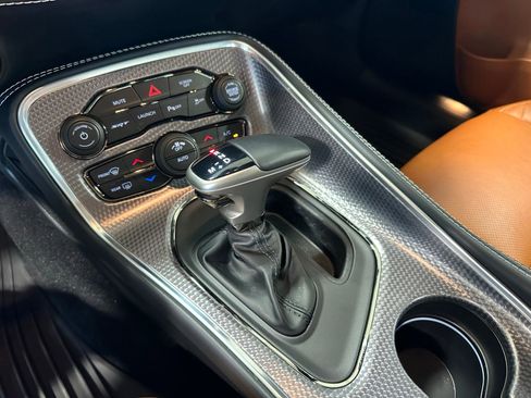 Used 2022 Dodge Challenger SRT Hellcat RWD image 37