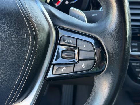 Used 2018 BMW 530i w/ Premium Package RWD image 41