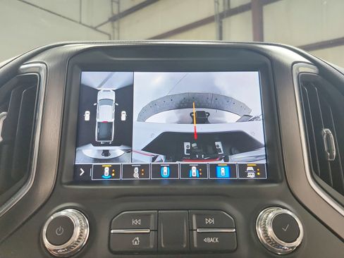 Used 2022 GMC Sierra 2500 AT4 w/ AT4 Premium Plus Package AWD/4WD image 33