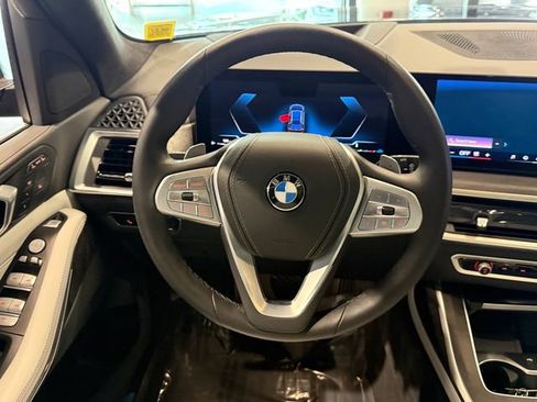 Certified 2024 BMW X7 xDrive40i w/ Parking Assistance Package AWD/4WD image 13