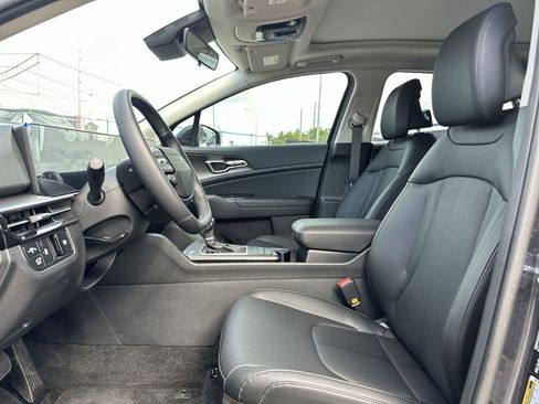 Certified 2026 Kia Sportage SX FWD image 13