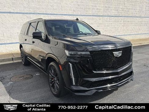 Used 2024 Cadillac Escalade ESV V w/ LPO, ONYX Package AWD/4WD image 1