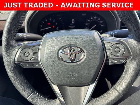 Used 2021 Toyota Avalon XLE image 14