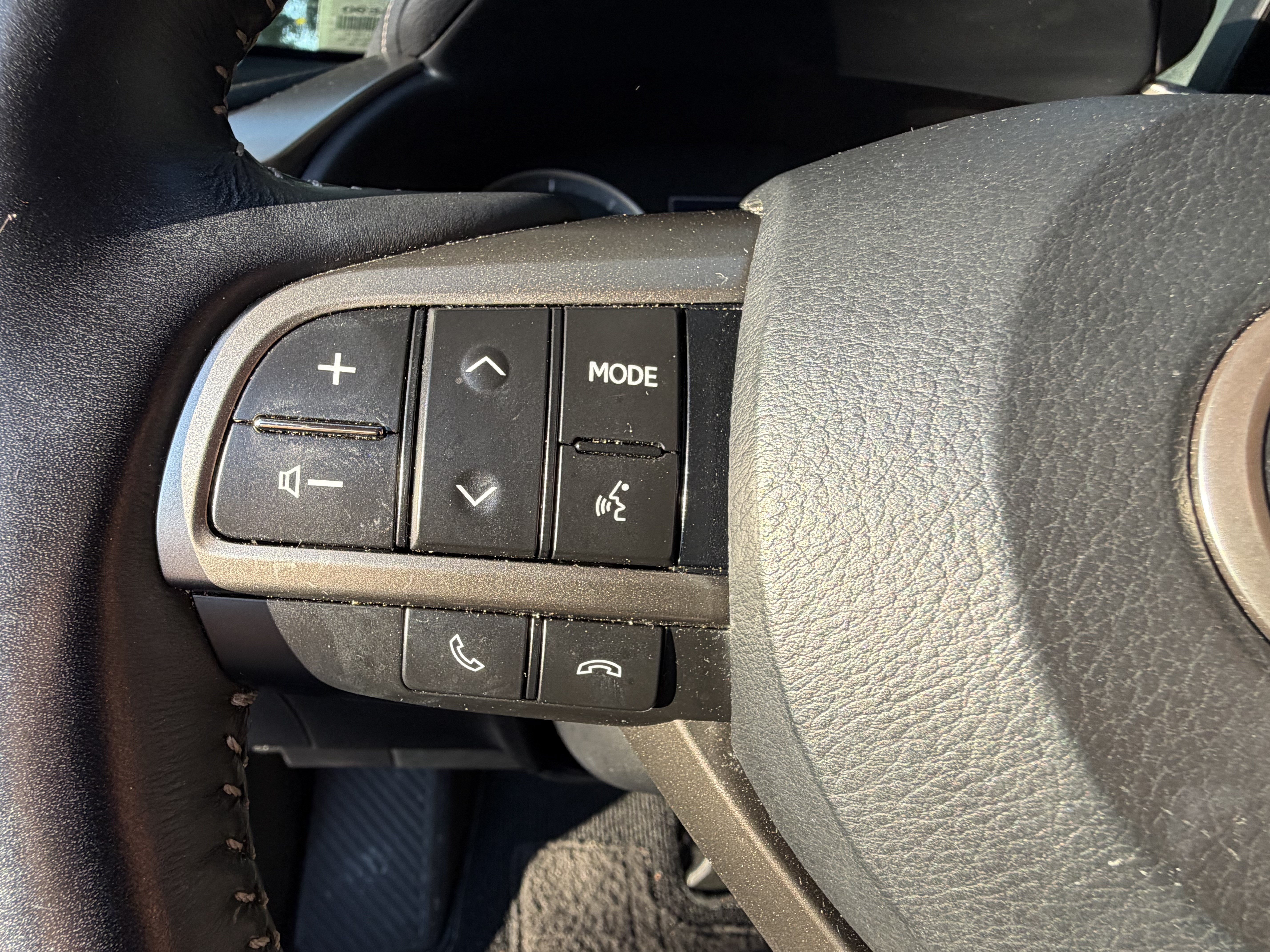 Certified 2021 Lexus RX 350L FWD w/ Premium Package image 19