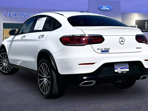 Used 2021 Mercedes-Benz GLC 300 4MATIC Coupe image 4