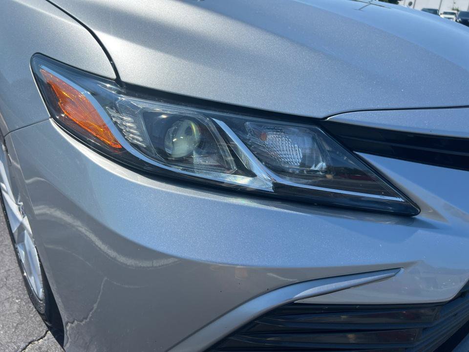 Used 2022 Toyota Camry LE FWD image 28