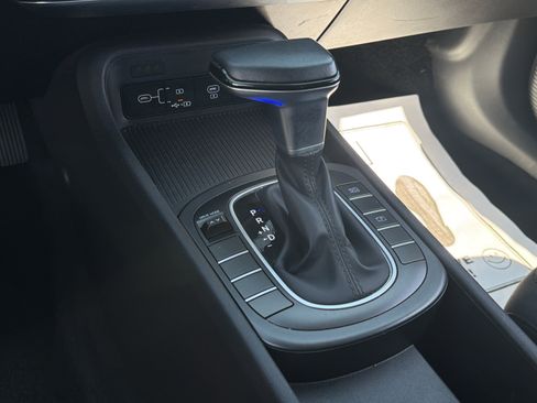 Certified 2025 Hyundai Kona SEL FWD image 14