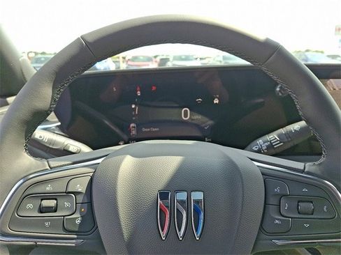 New 2025 Buick Envista Avenir image 15