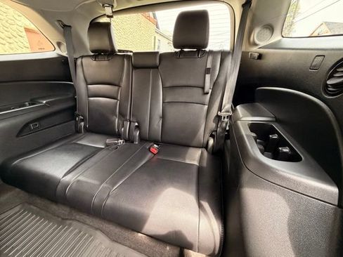 Used 2020 Honda Pilot Touring image 20