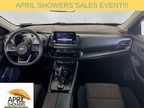 Used 2023 Nissan Rogue SV image 13