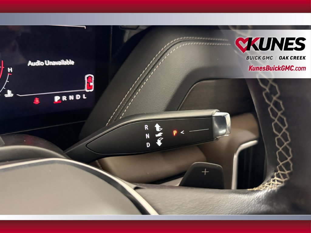 Used 2025 GMC Yukon Denali Ultimate w/ LPO, Floor Liner Package AWD/4WD image 29