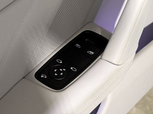 Certified 2024 Porsche 911 Carrera image 16