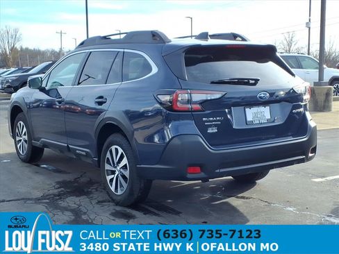 Certified 2025 Subaru Outback Premium image 5