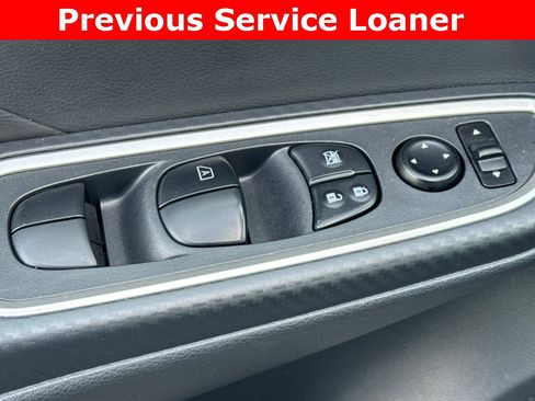 Certified 2024 Nissan Versa SR w/ Electronics Package image 12