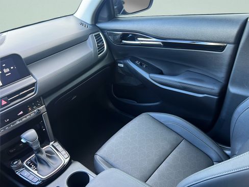 Certified 2026 Kia Seltos SX AWD/4WD image 13