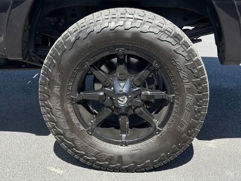 Used 2022 Ford F350 Platinum w/ Tremor Off-Road Package AWD/4WD image 12