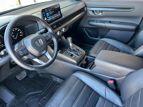 Used 2025 Honda CR-V Sport-L image 9