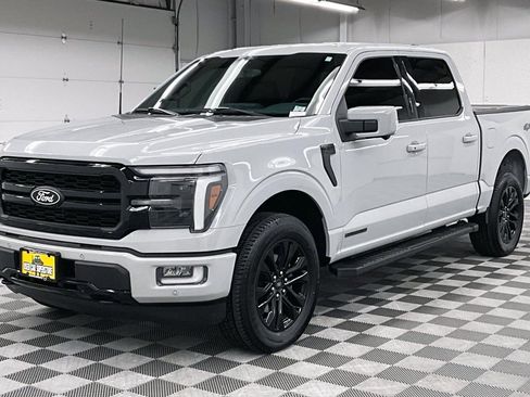 Used 2024 Ford F150 Lariat AWD/4WD image 11