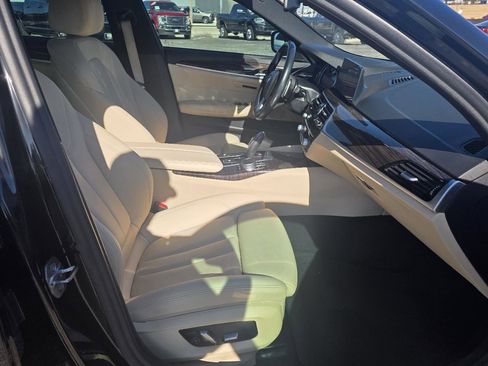 Used 2019 BMW 530i RWD image 17