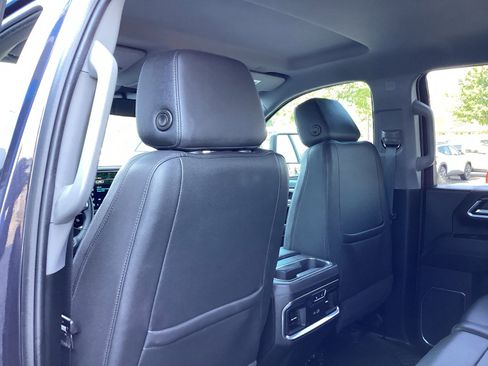 Used 2024 Chevrolet Silverado 2500 LTZ w/ LTZ Plus Package image 16