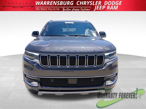 Used 2024 Jeep Wagoneer Series II AWD/4WD image 10