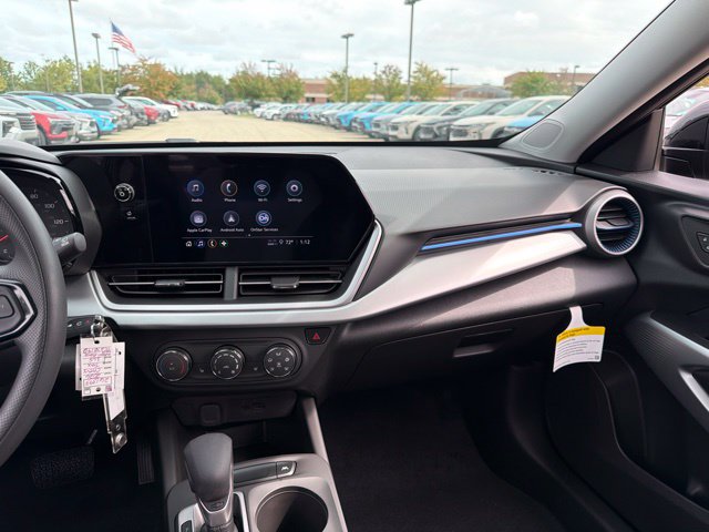 New 2026 Chevrolet Trax LS w/ LS Convenience Package FWD image 23