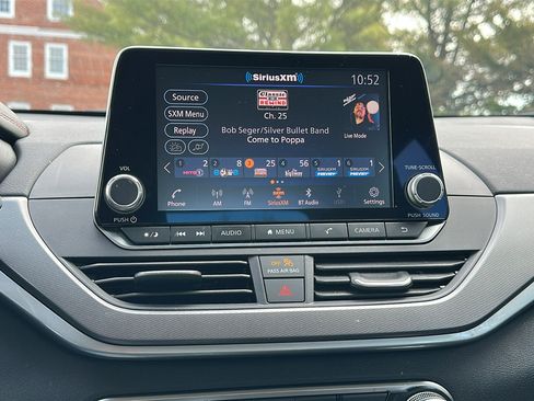 Certified 2023 Nissan Altima 2.5 SR AWD/4WD image 18
