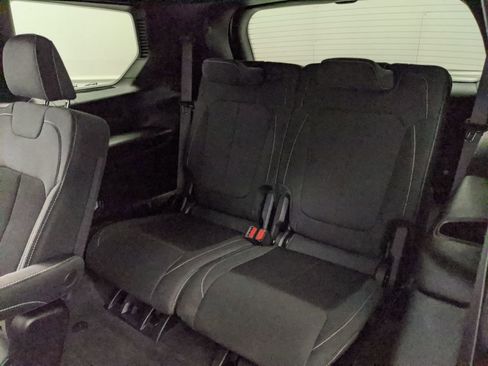 Used 2025 Jeep Grand Cherokee L Laredo w/ Trailer Tow Package AWD/4WD image 19
