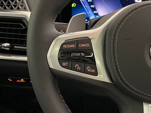 New 2026 BMW X5 M60i image 17