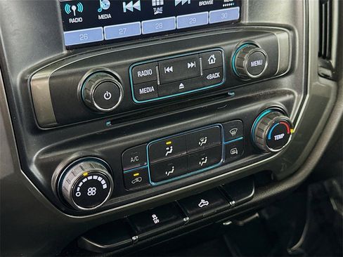 Used 2019 Chevrolet Silverado 1500 LT image 25