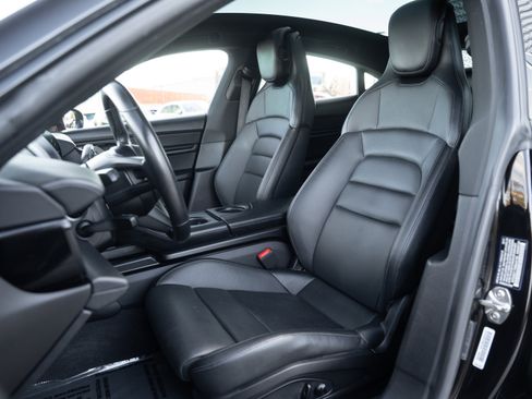 Used 2021 Porsche Taycan 4S image 24