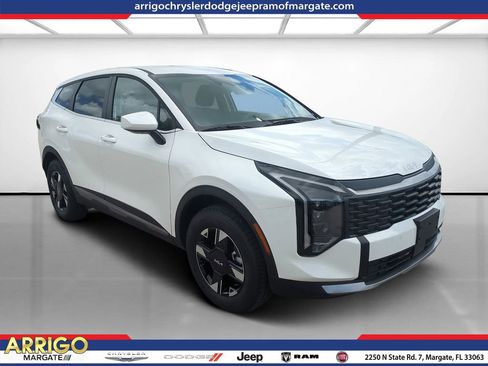 Used 2026 Kia Sportage LX AWD/4WD image 1