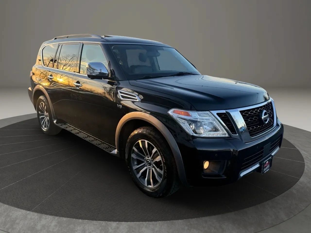 Used 2020 Nissan Armada SL w/ Premium Package AWD/4WD image 5