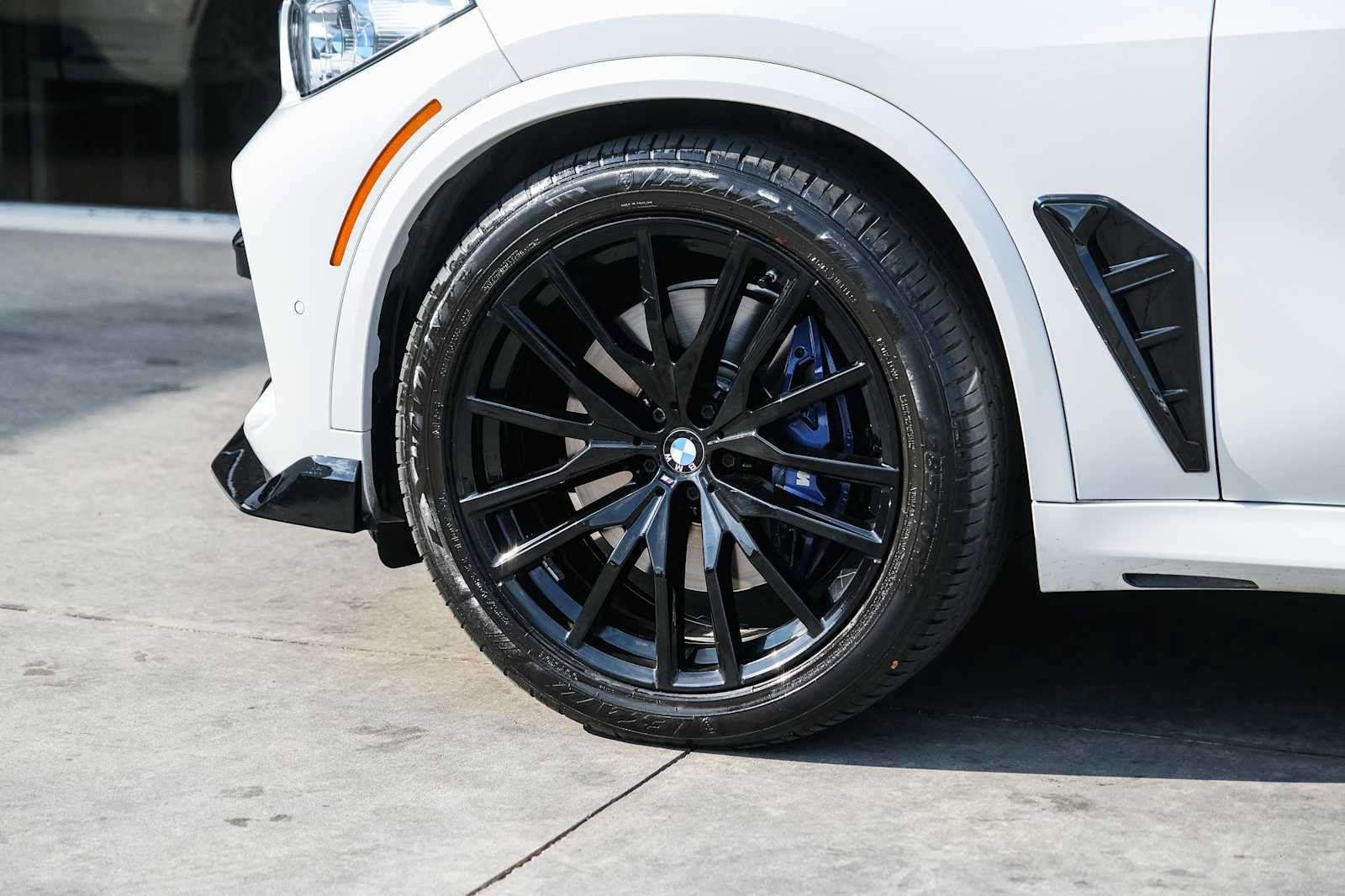 Used 2019 BMW X5 xDrive40i w/ M Sport Package AWD/4WD image 19