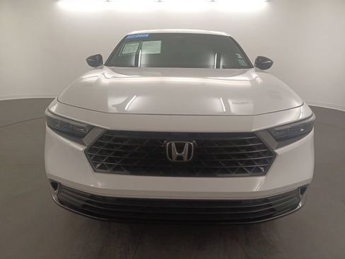 Used 2024 Honda Accord Sport image 2