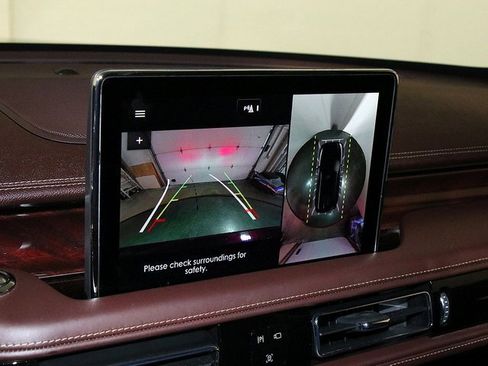 Used 2023 Lincoln Aviator Black Label w/ Class IV Trailer Tow Package image 20