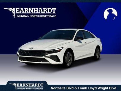 New 2025 Hyundai Elantra SEL
