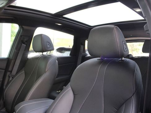 Used 2025 Acura RDX SH-AWD image 26