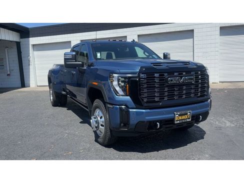 New 2026 GMC Sierra 3500 Denali Ultimate AWD/4WD image 5