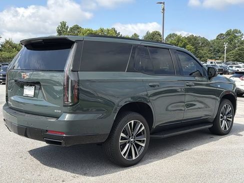 Used 2025 Cadillac Escalade Sport w/ LPO, Floor Liner Package RWD image 7