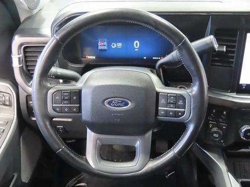 Used 2024 Ford F250 Lariat AWD/4WD image 11