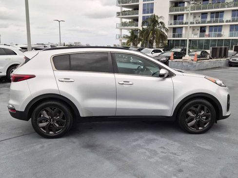 Used 2021 Kia Sportage S w/ S FWD Premium Package image 7