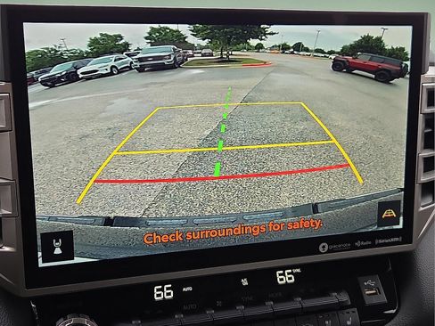Used 2024 Toyota Tundra Limited w/ Power Package AWD/4WD image 16