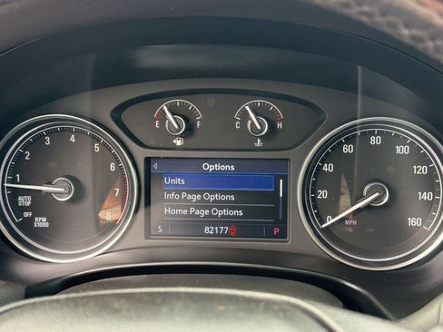 Used 2020 Buick Enclave Essence FWD image 21