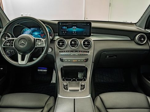 Used 2022 Mercedes-Benz GLC 300 4MATIC image 27