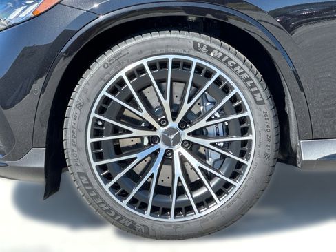 New 2026 Mercedes-Benz GLC 43 AMG 4MATIC image 12