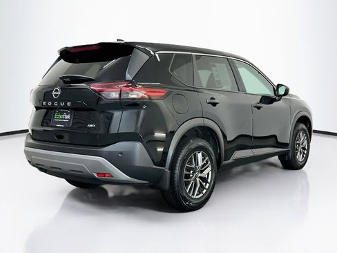 Used 2023 Nissan Rogue S AWD/4WD image 9