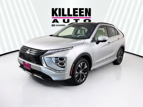 Used 2022 Mitsubishi Eclipse Cross SE FWD image 3