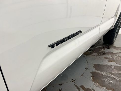 Used 2023 Toyota Tacoma TRD Off-Road w/ Technology Package image 26